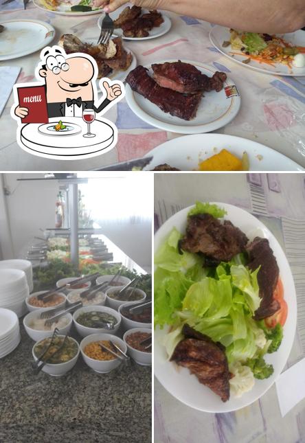 Comida em Churrascaria na Brasa