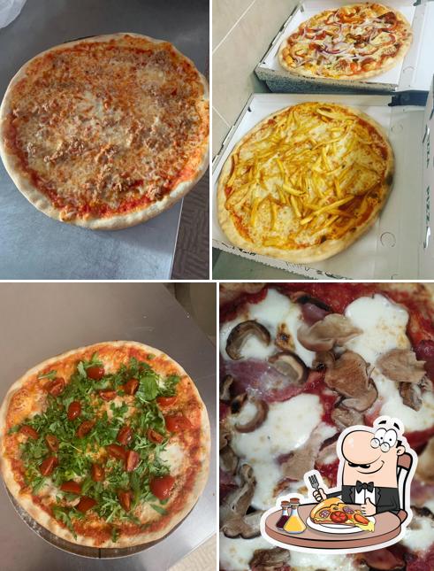 Scegli una pizza a Pizzeria La Rustica