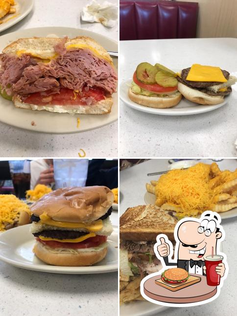 J & J Restaurant, Cincinnati - Restaurant menu, prices and reviews