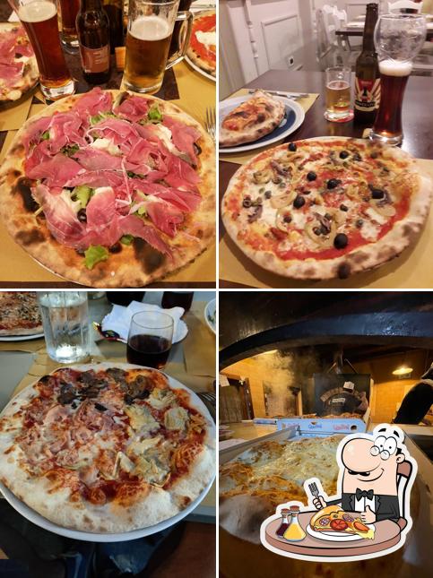 Prova una pizza a Pizzeria Del Duomo