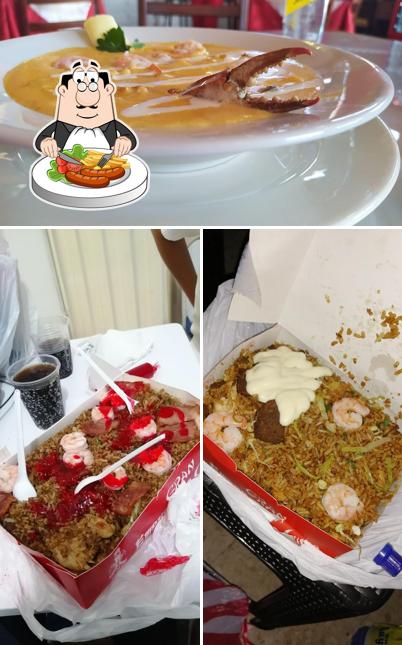 Еда в "Restaurante Gran Emperador Chino"