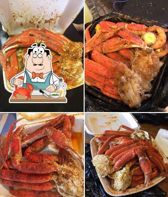 Crab Pot Lounge, 5495 Old National Hwy in College Park Restaurant menu and reviews