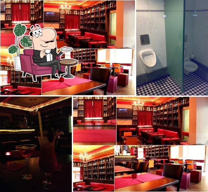 Check out how Da Vinci Lounge Potsdam looks inside