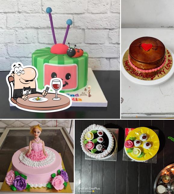 Food at Anandi Cakes & Books & Stationery Atpadi