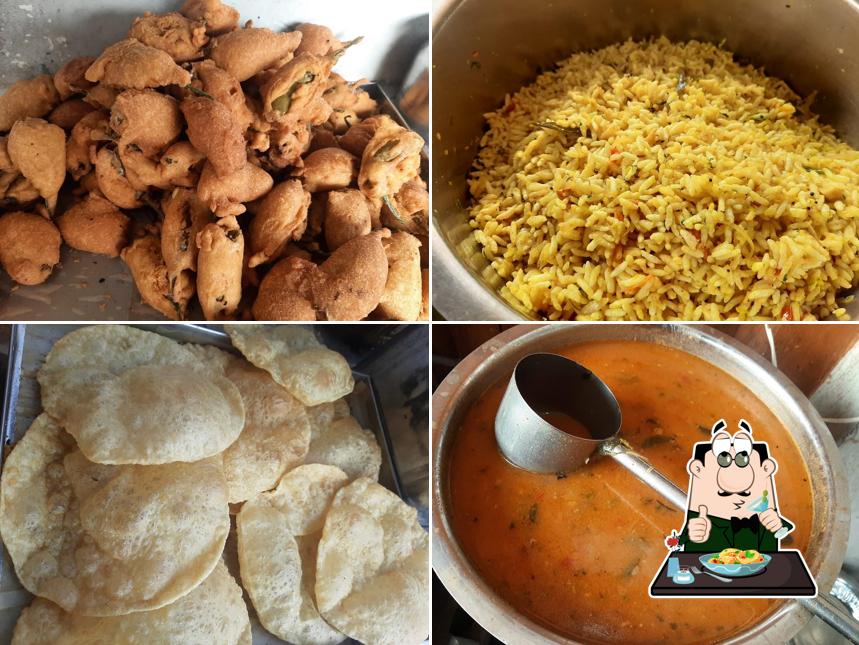 Meals at Arya vyshya tiffin centre