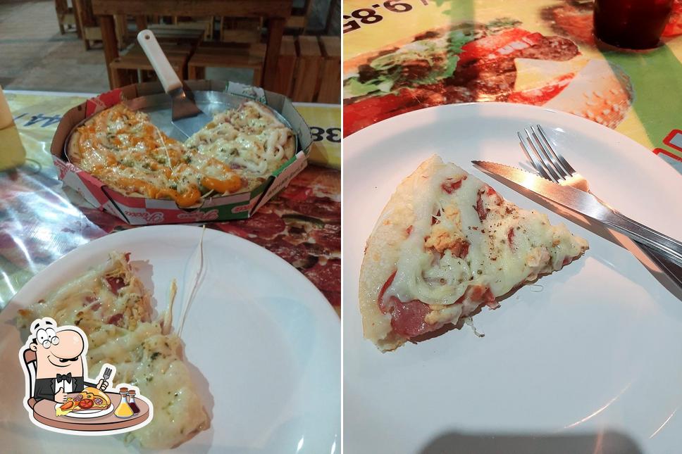 Experimente pizza no Pizzaria Luar do Viena