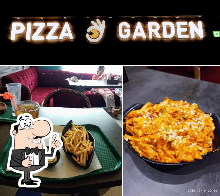 Look at this photo of Pizza garden