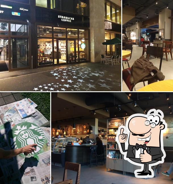 Ecco una foto di Starbucks