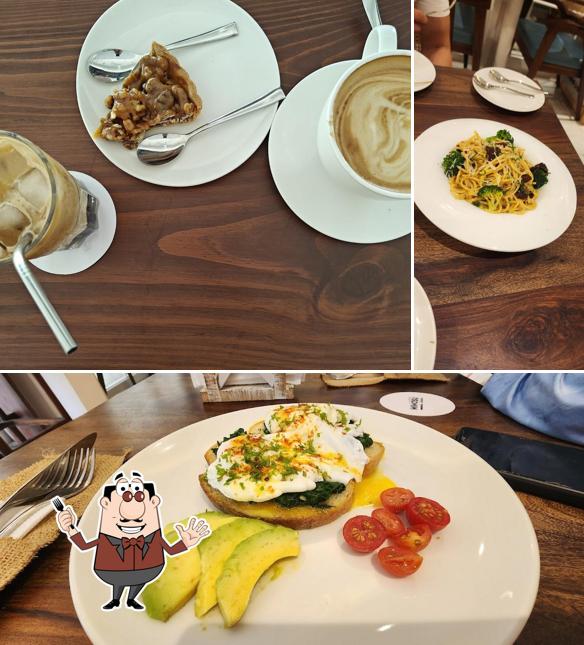 Meals at Mimosu Cafesserie