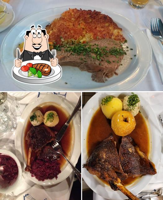 Попробуйте мясные блюда в "Rudis-Beisl"