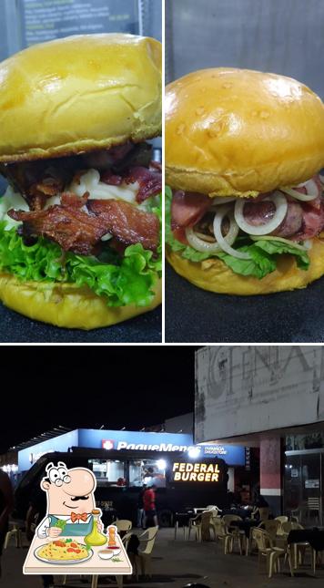O Federal Burger se destaca pelo comida e interior