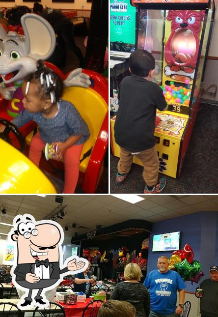 See this photo of Chuck E. Cheese