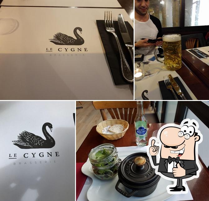 Look at this photo of Le Cygne Brasserie Lausanne