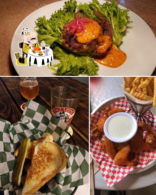 Food at Mad Anthony's Taproom & Restaurant