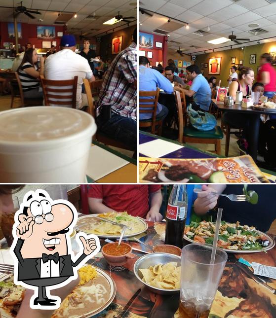 Delicias Cafe, 865 Resler Dr J in El Paso Restaurant menu and reviews