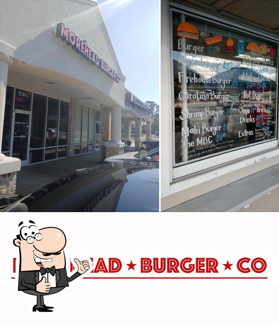 Mire esta foto de Morehead Burger Company