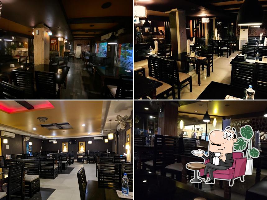 Vayalil Restaurant, The Finedine, eanchakkal