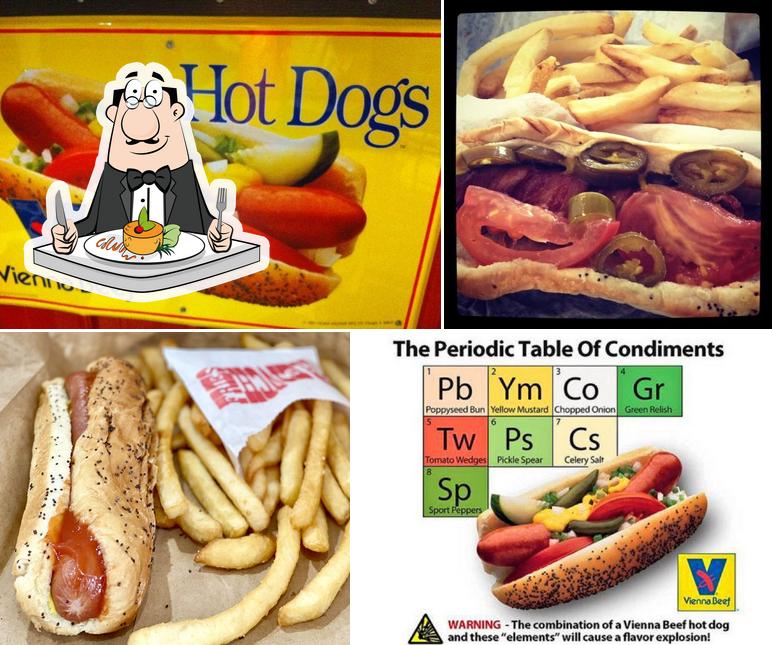 Trolley Dogs in Kenosha Restaurant menu and reviews