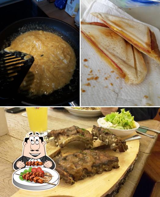 Chicken Hut in Rolla Restaurant menu and reviews