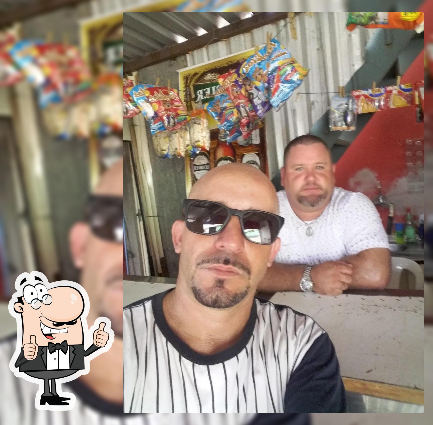 Bar do Elzio offerece uma gama de drinques