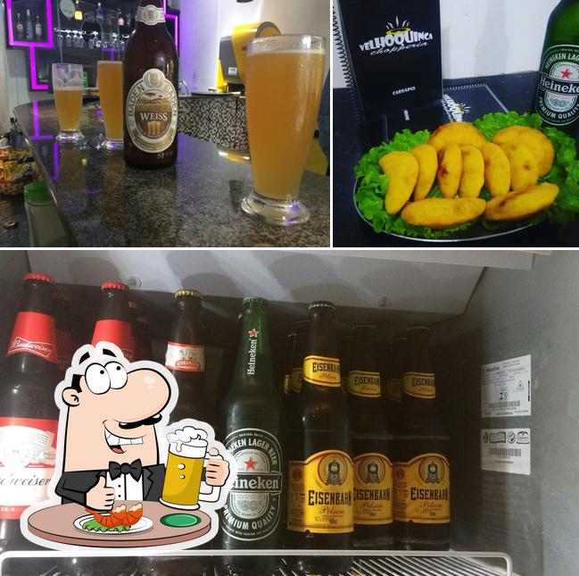 Peça um copo de cerveja leve ou escura