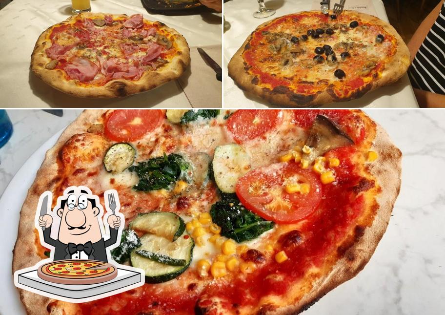 Scegli una pizza a Pizzeria Restaurant Laterne