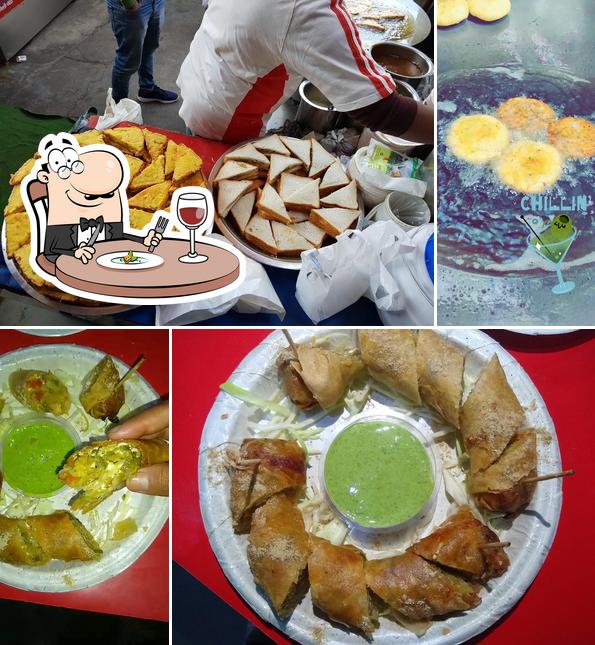 Food at Delhi Chat Bhandar