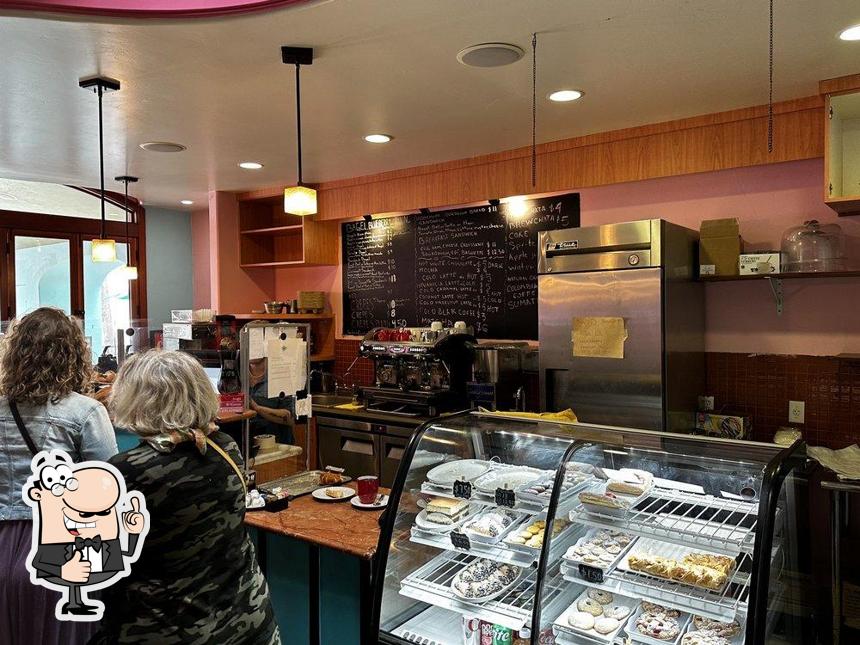 Robelys Cafe & French Bakery in Ventura Restaurant reviews