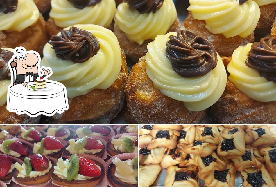 YVONNE'S COFFEE Lecce...bar...pasticceria...gelateria offers a range of desserts