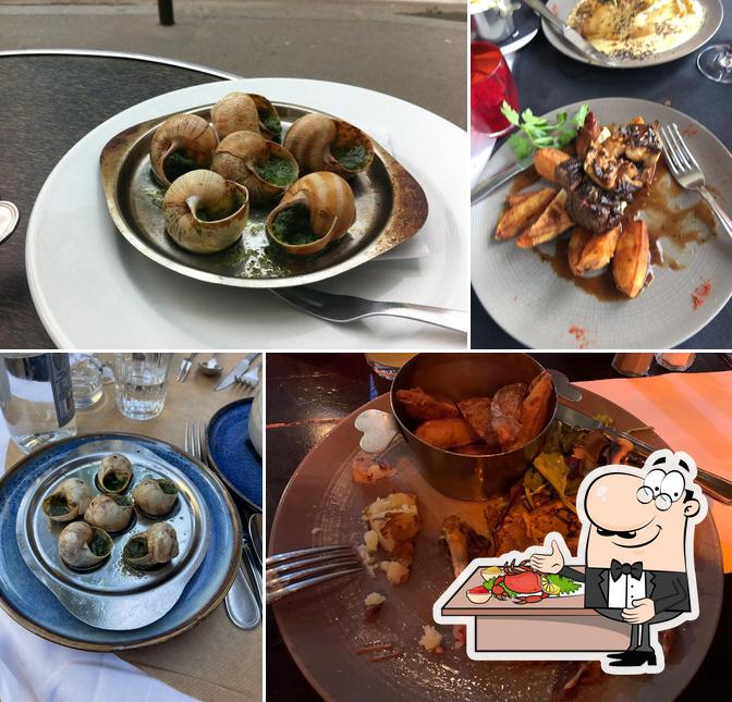 Try out seafood at Le Campanella