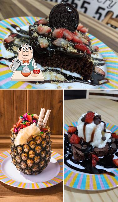 GD açai serve uma escolha de pratos doces