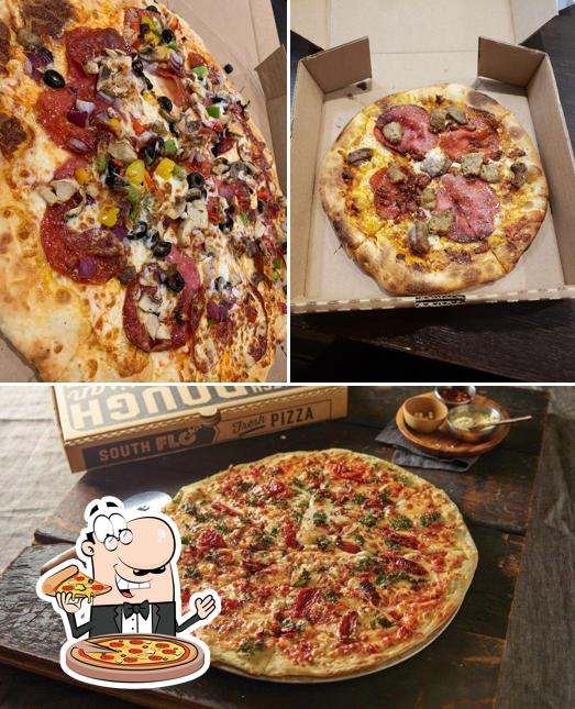 Закажите пиццу в "South Flo Pizza In H-E-B"