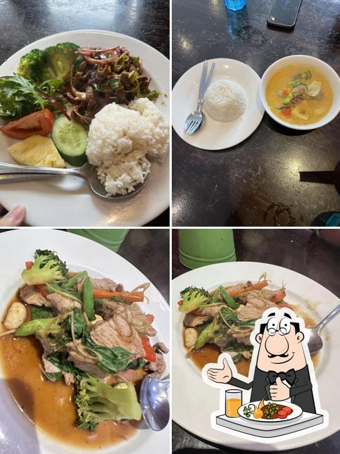 TomYum TumGang in Glebe Restaurant menu and reviews