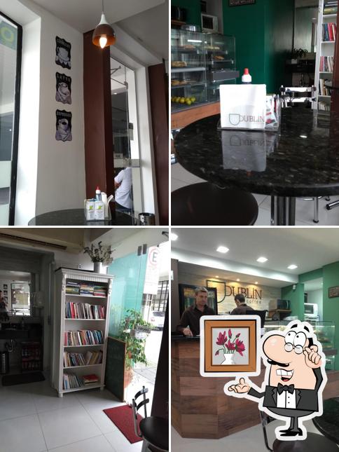 O interior do Dublin Coffee