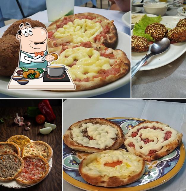 Falafels em Esfiha Shabab's