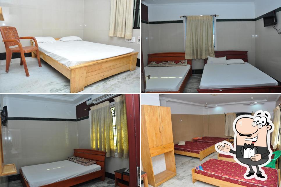 Hotel S President (Budget Hotel / Hotel ) in Samayapuram