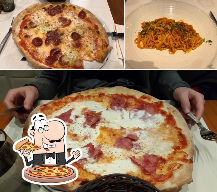 Pick pizza at Ristorante Prisma