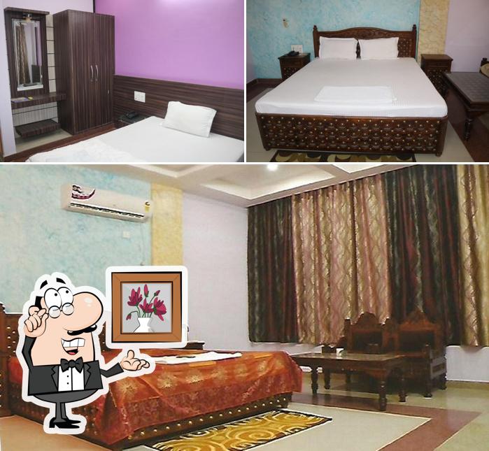 Hotel Galaxy Inn - Best Hotel, Restaurant, Bar In Fatehpur Shekhawati