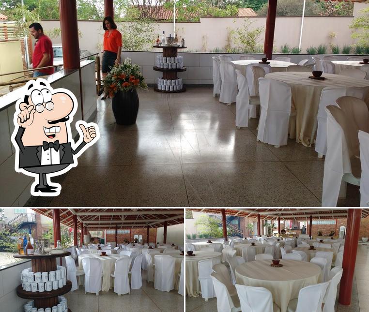 O interior do Lenda do Bosque espaço de eventos