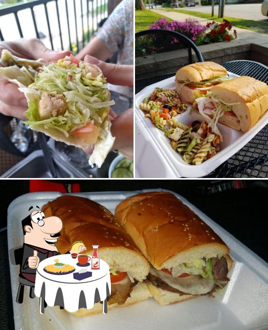 The Picnic Basket Restaurant in Nashotah Restaurant menu and reviews