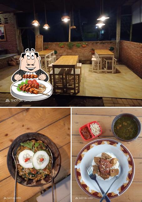 Cafe Pondok Barong is distinguished by food and interior