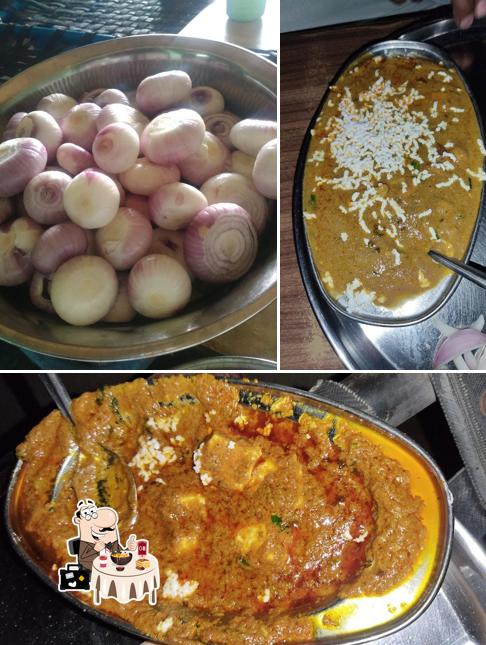 Food at Laxmi Bhojnalay ( AIIMS Dhaba )