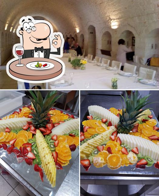 Voici la photo représentant la nourriture et table à manger sur Masseria Gravelle