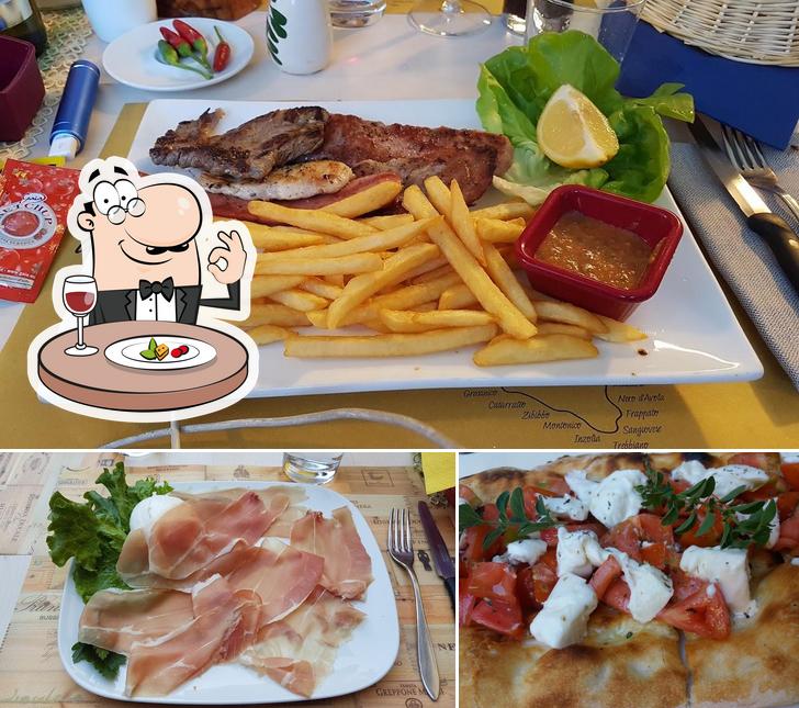 Platti al Ristorante e Pizzeria AL PEPERONE ROSSO