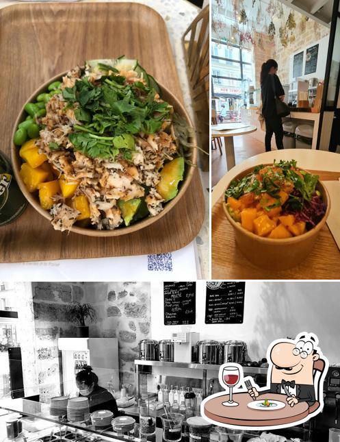 Voici la photo affichant la nourriture et intérieur sur GOUTEA - Bubble tea - Bento box - Poke bowl