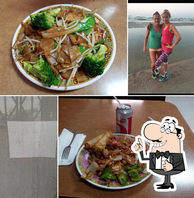 China Kitchen Restaurant, 4511 W Pico Blvd in Los Angeles Restaurant