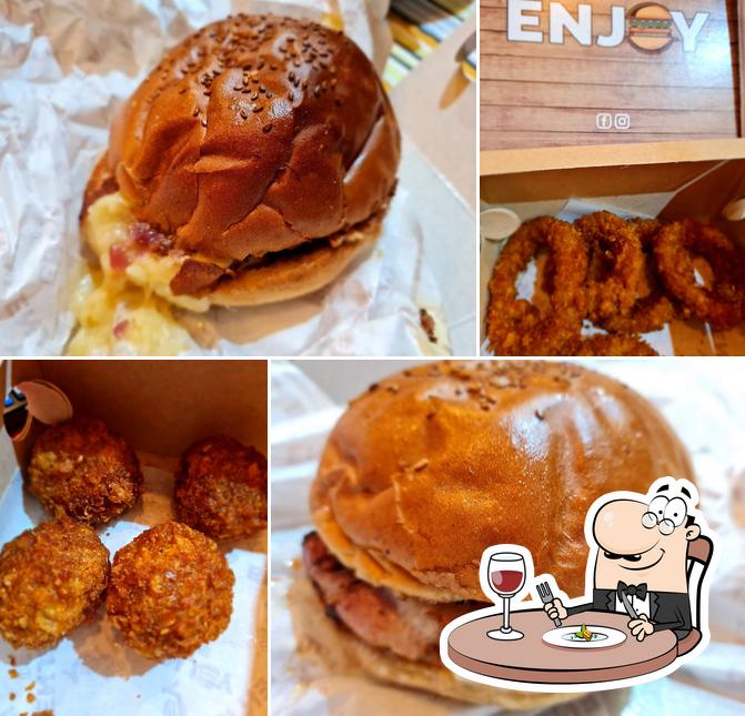 Cibo al Enjoy Burger