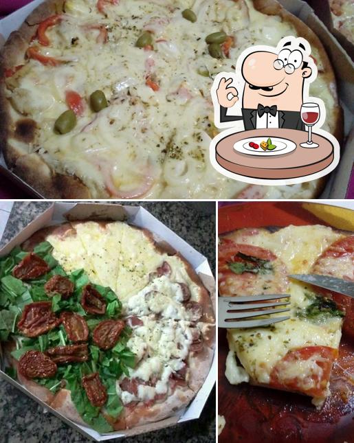 Comida em Pizzaria Supreme