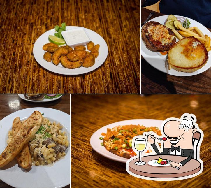Wood Iron Grille in Oskaloosa Restaurant reviews