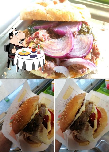 Prova un hamburger a Lampredotto Paninoteca da Massy